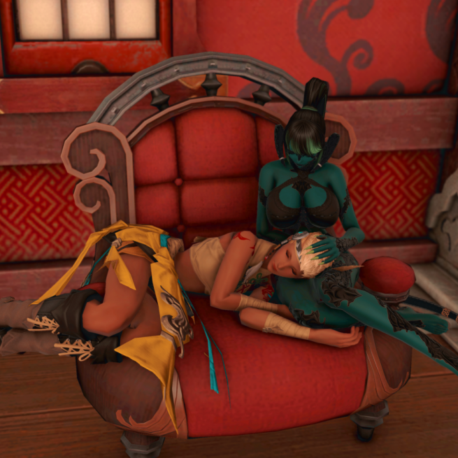 Mal and Marla chatting at home